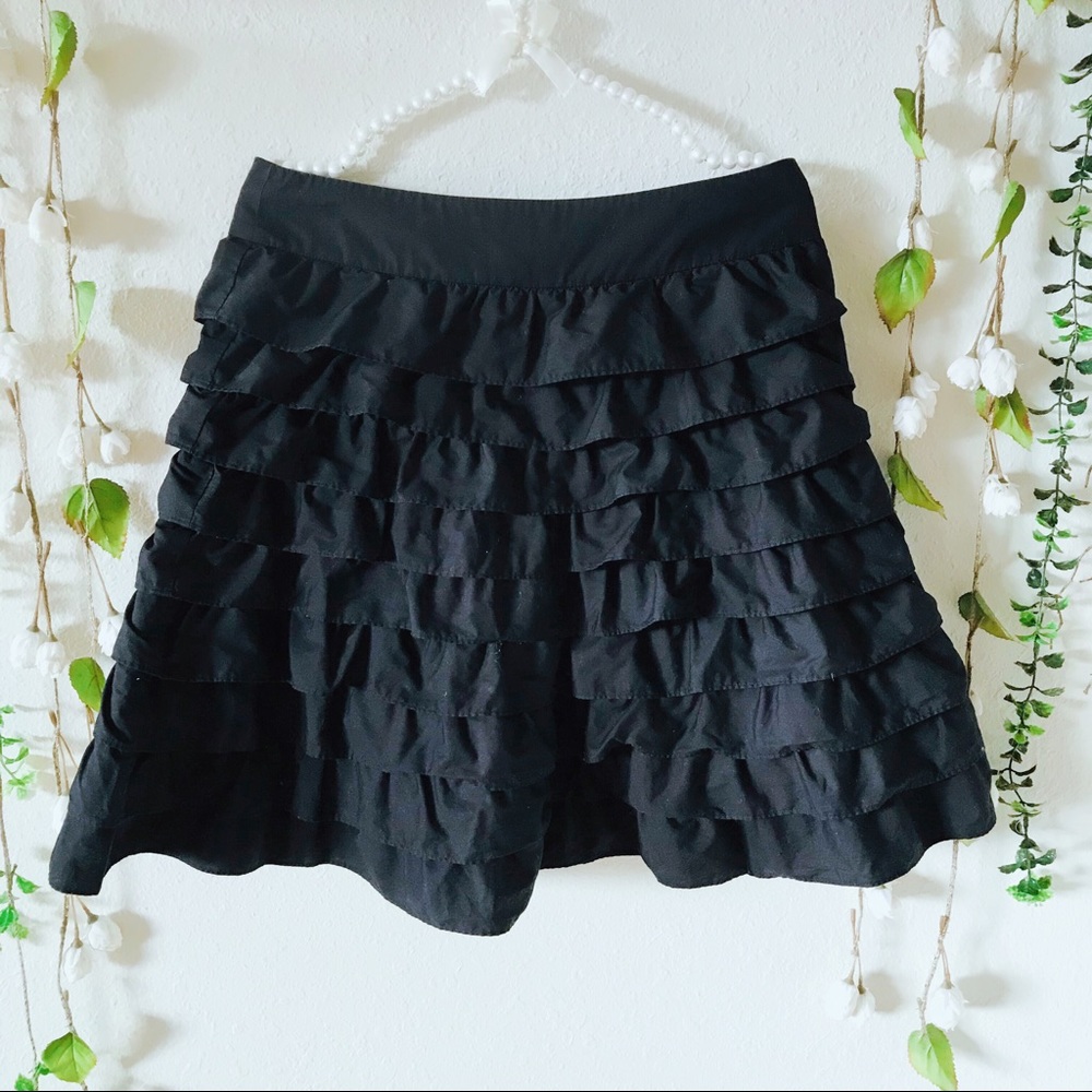 Club Monaco | Black A line Ruffle Skirt